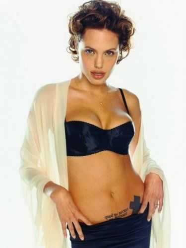 Голая Анжелина Джоли фото 10