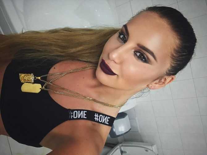 Голая Анна Дзюба фото 9