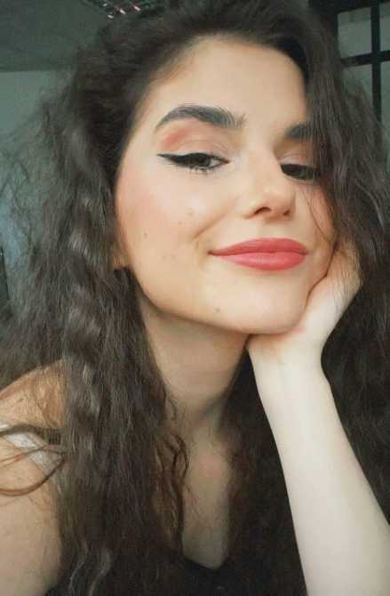 Голая Полина Денисова фото 6