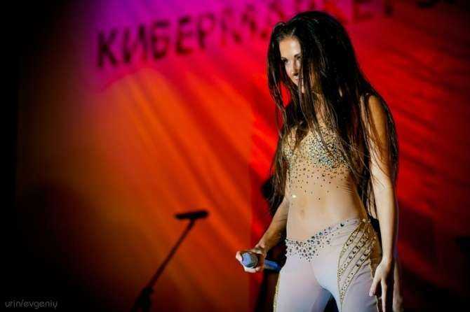 Голая Нюша фото 14