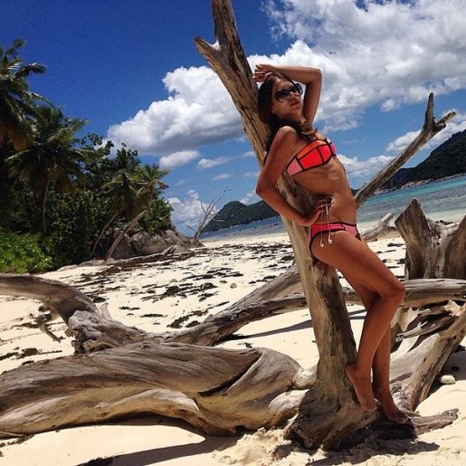 Голая Александра Артемова фото 3