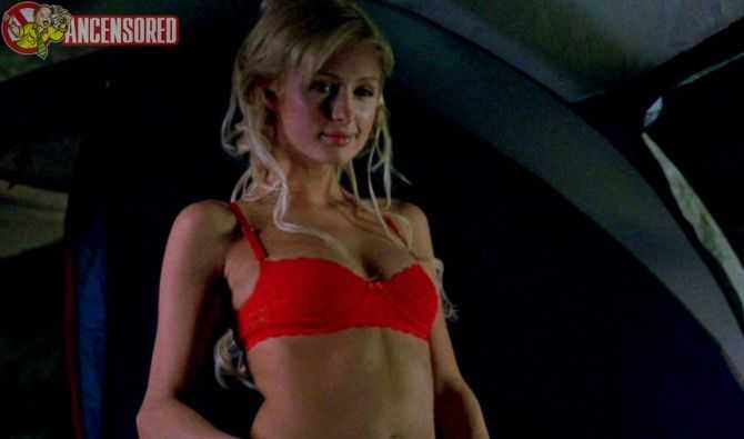 Голая Пэрис Хилтон фото 21