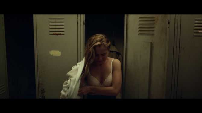 Голая Хейли Лу Ричардсон фото 2