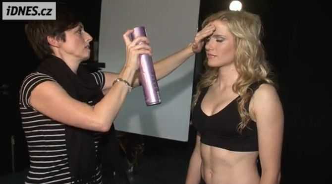 Голая Габриэла Соукалова фото 10