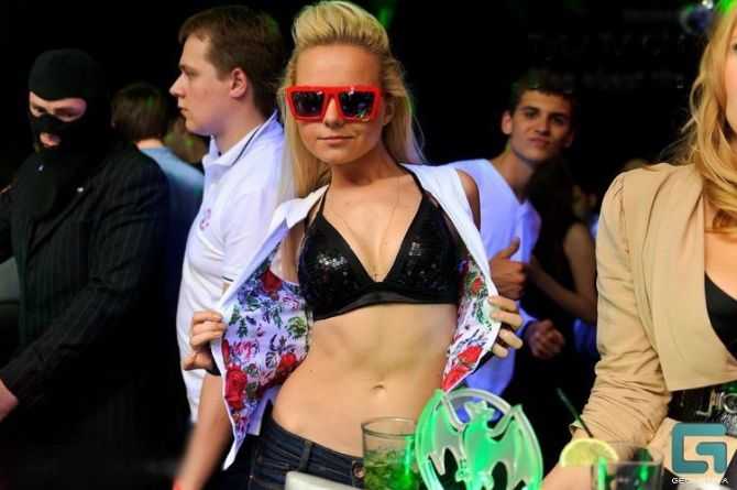 Голая Алиса Вокс фото 21