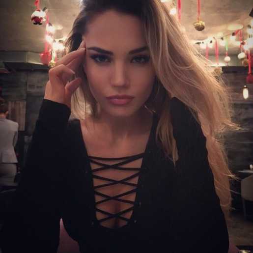 Голая Яна Ромашкина фото 10