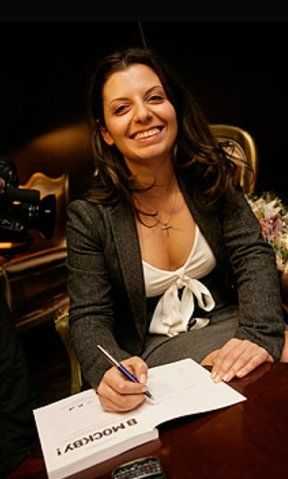 Голая Маргарита Симоньян фото 1