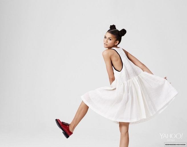 Голая Зендая фото 3