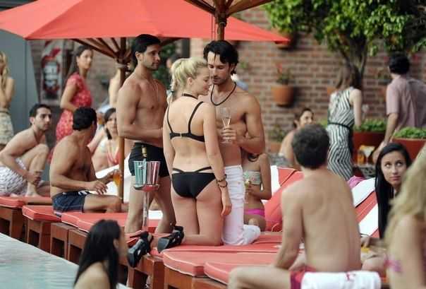 Голая Марго Робби фото 20