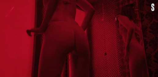 Голая Ира из слово пацана фото 15