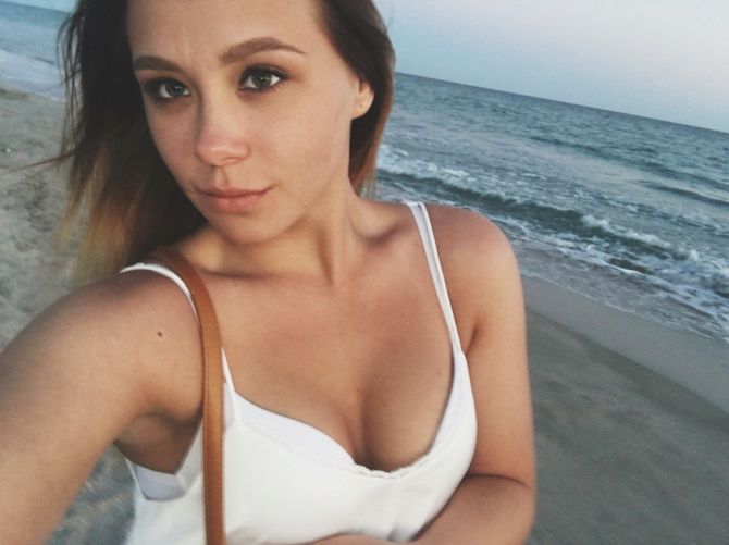 Голая Ксюша Хоффман фото 1