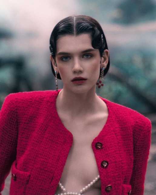 Голая Ира из слово пацана фото 36