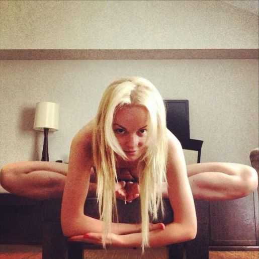 Голая Алиса Вокс фото 20