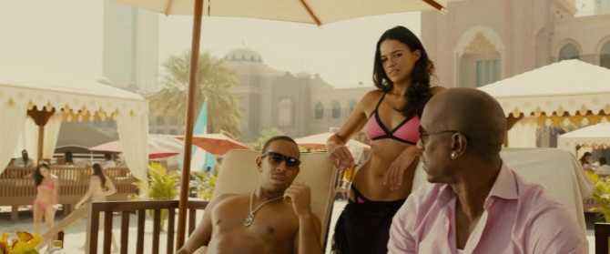 Голая Мишель Родригес фото 14