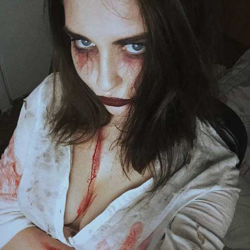 Голая Аринян фото 32