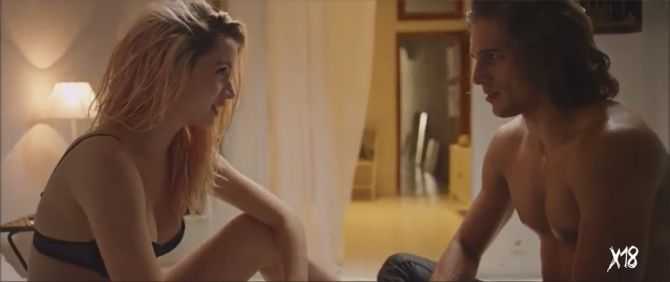 Голая Ана де Армас фото 15