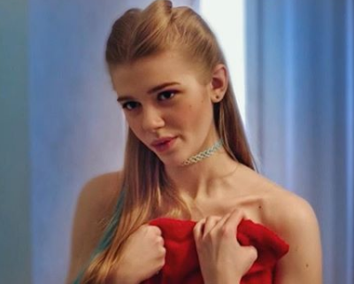 Голая Анастасия Зенкович фото 17