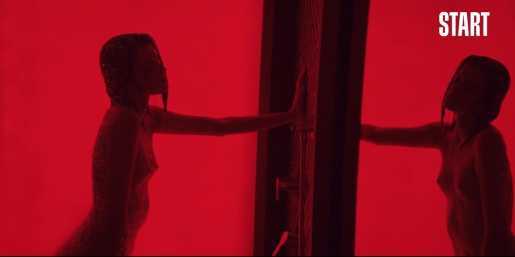 Голая Ира из слово пацана фото 21