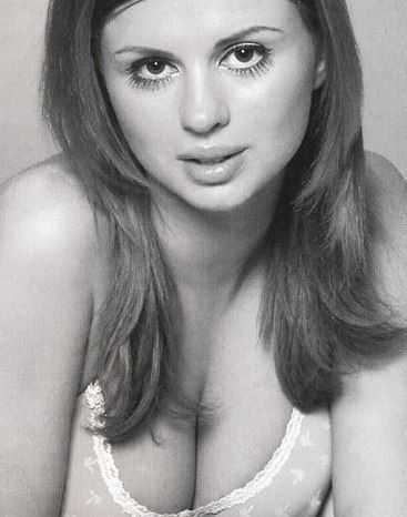 Голая Анна Семенович фото 9