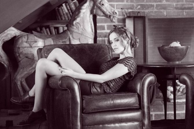 Голая Зои Дойч фото 10