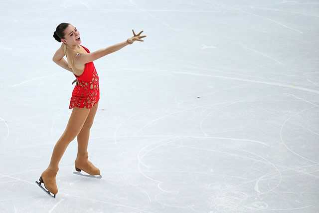 Голая Аделина Сотникова фото 8