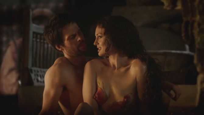 Голая Лора Хэддок фото 3