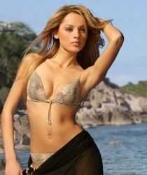 Голая Янина Студилина